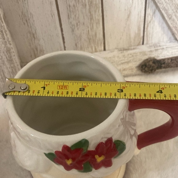 Lang Mr. & Mrs. Santa Mug Set - Picture 8 of 9